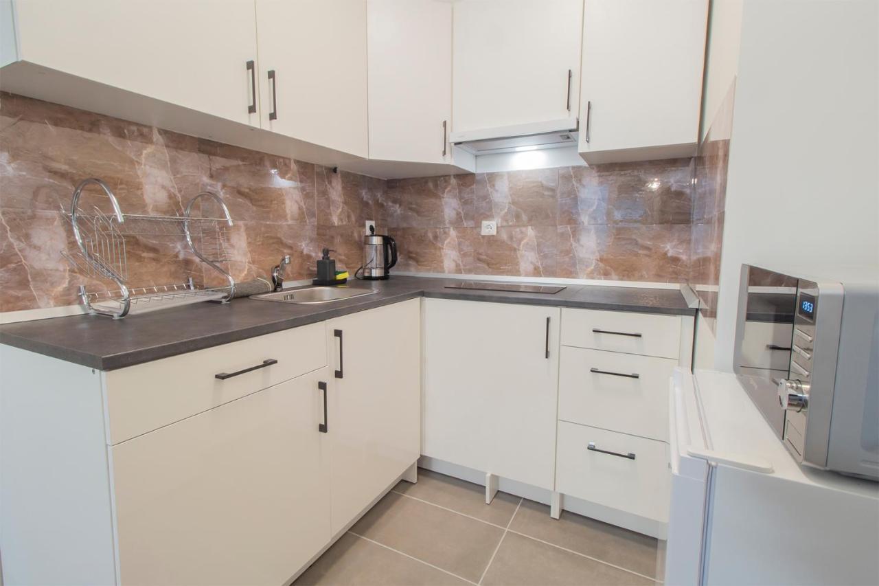 Corvin Modern Suite Budapest Exterior photo